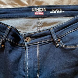 Denizen from Levi’s modern ankle skinny jeans